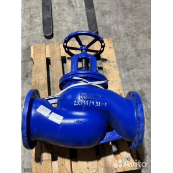 Запорный клапан Zetkama ду 250 PN16