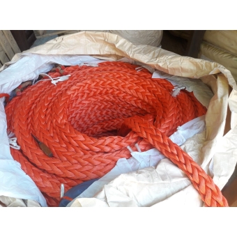 Канат швартовый полистиловый 12-ти прядный плетеный 64 мм. Бухта 220м. (красный)